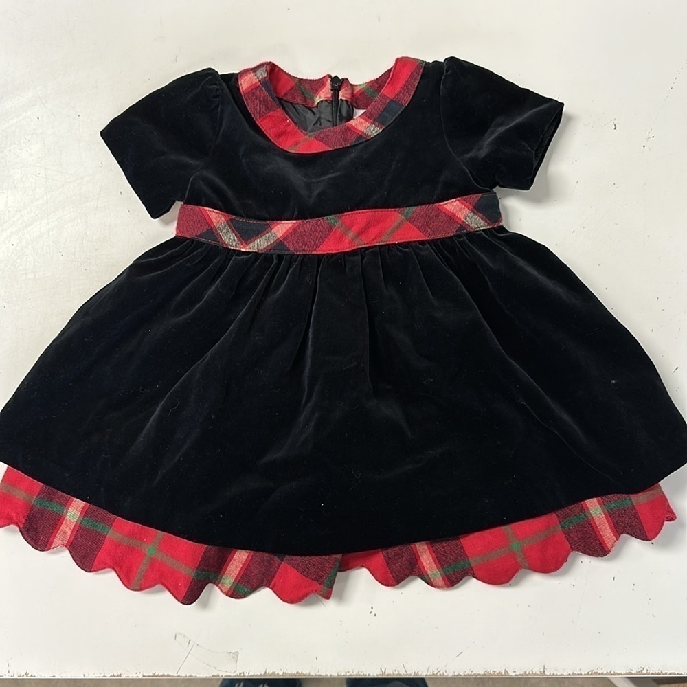 Hanna Andersson Tartan Plaid Scalloped Velvet Christmas Dress